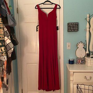 Never Worn Lulus Red Maxi Dress (Prom)